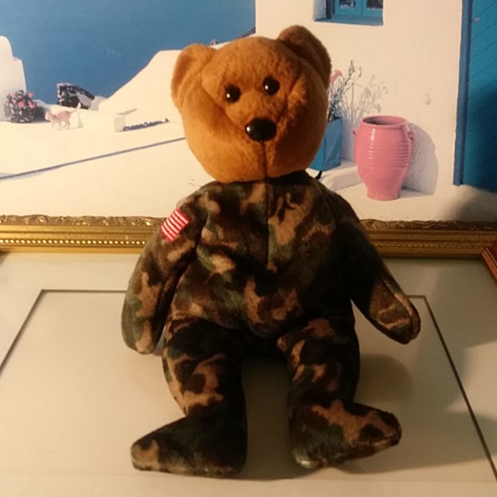 Teddy bear camouflage hero